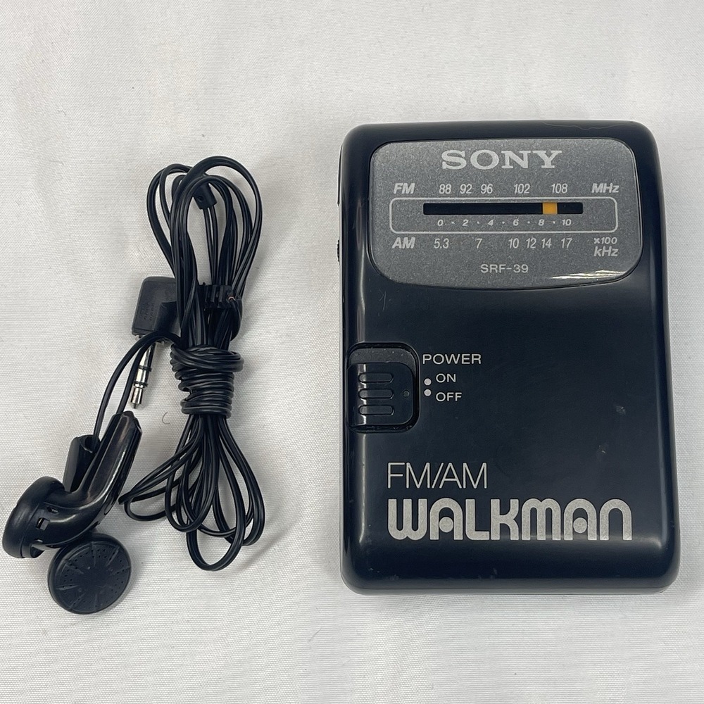 Sony Walkman SRF-39 FM AM Portable Radio Belt Clip Tested Working Headphones